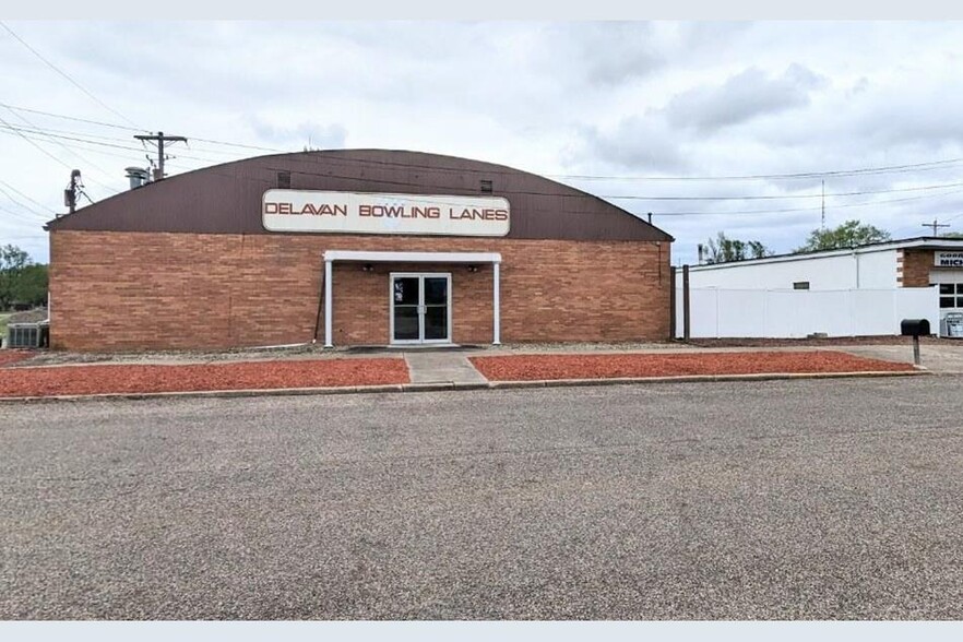 Primary Photo Of 220 E 5th St, Delavan Bowling Alley For Sale