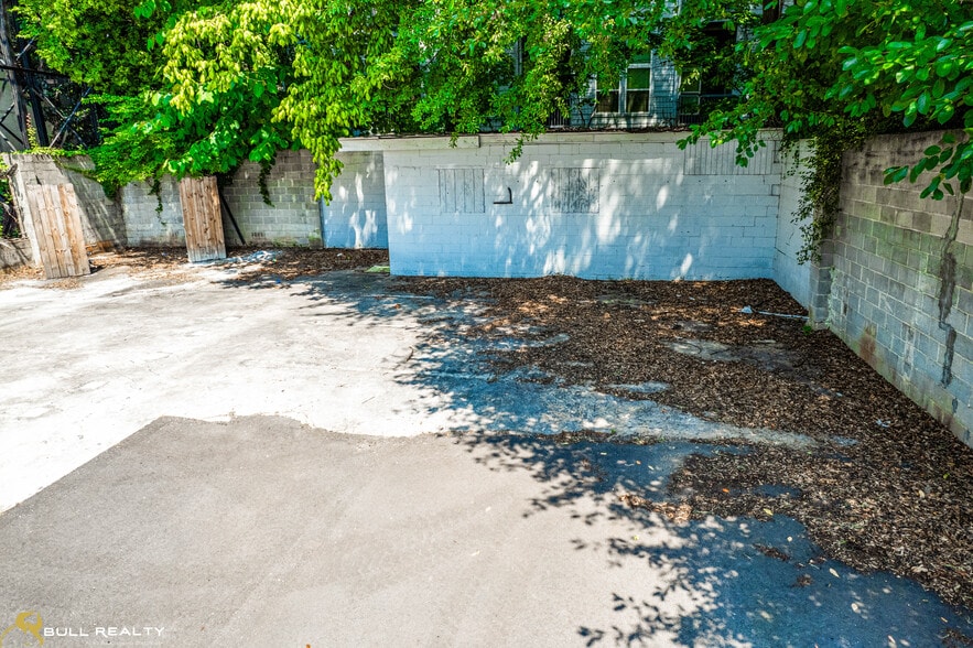 More Photos Of 2087 NE Piedmont Rd, Atlanta Freestanding For Sale