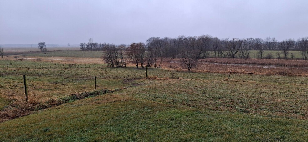 More Photos Of N2047 Sawmill Rd, Watertown Self Storage For Sale