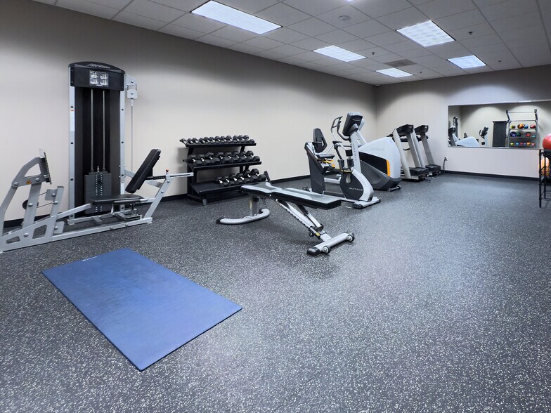 More Photos Of 3780 Mansell Rd, Alpharetta Unknown For Lease