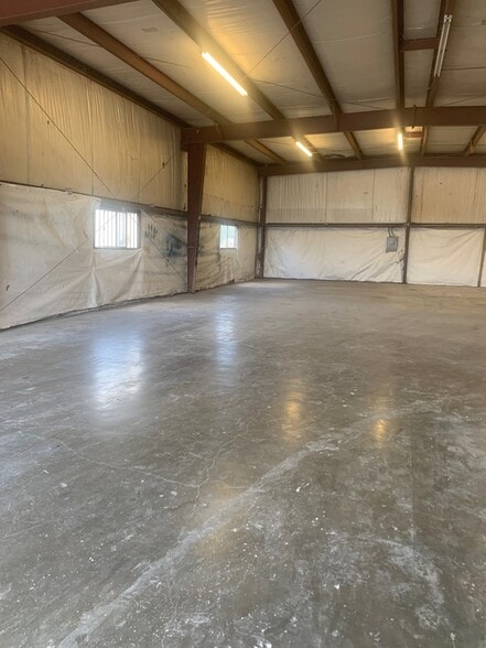 More Photos Of 111 Texas Ave, San Marcos Warehouse For Sale