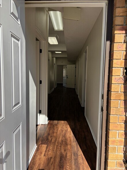 More Photos Of 86 Timber Creek Dr, Cordova Medical For Lease