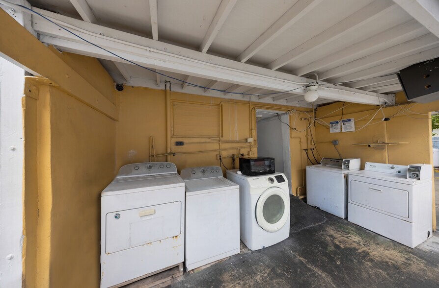 More Photos Of 4831 W Flagler St, Coral Gables Apartments For Sale