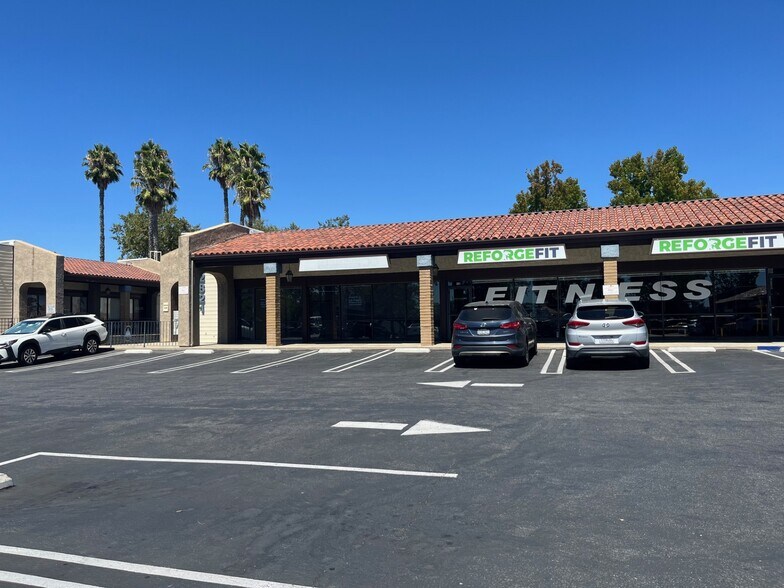 More Photos Of 22706-22762 Aspan St, Lake Forest Unknown For Lease