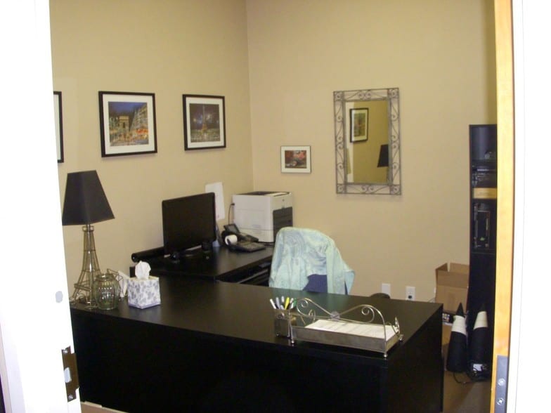 More Photos Of 428 Hemphill St, Fort Worth Distribution For Lease
