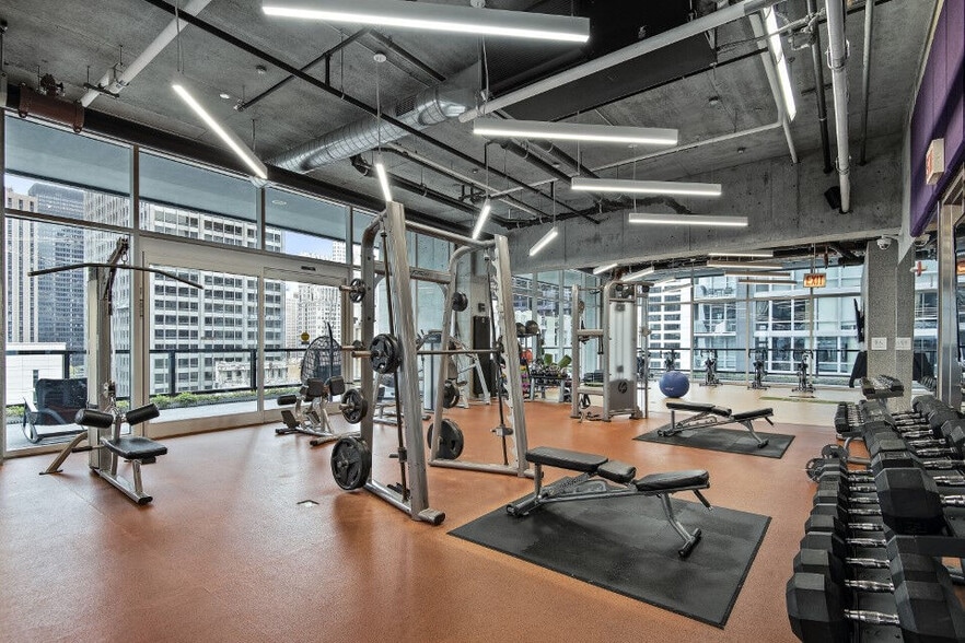 More Photos Of 200 E Illinois St, Chicago Apartments For Sale