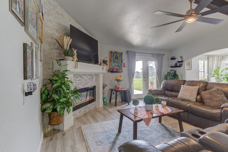 More Photos Of 2911 Morningside Dr, New Braunfels Land For Sale