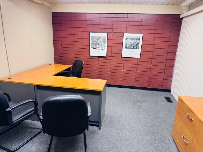 More Photos Of 422-436 W Shaw Ave, Fresno Office For Sale