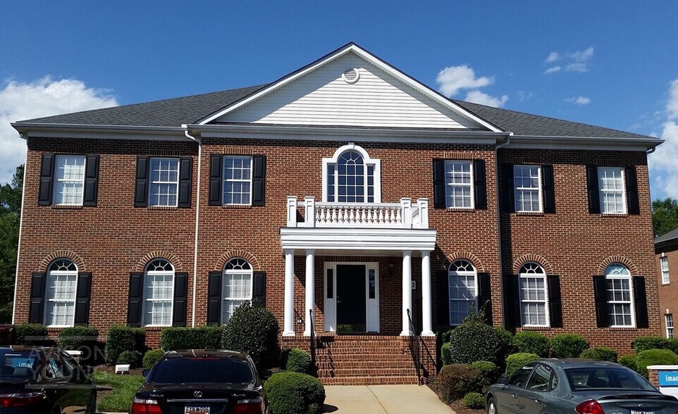 Primary Photo Of 3523 Pelham Rd, Greenville Office Residential For Lease