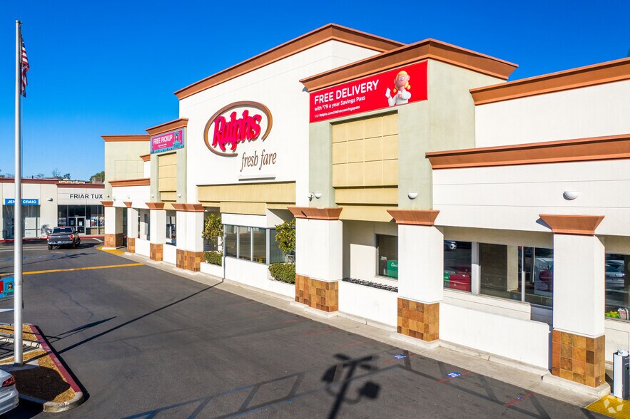 More Photos Of 21733-21841 Ventura Blvd, Woodland Hills General Retail For Lease