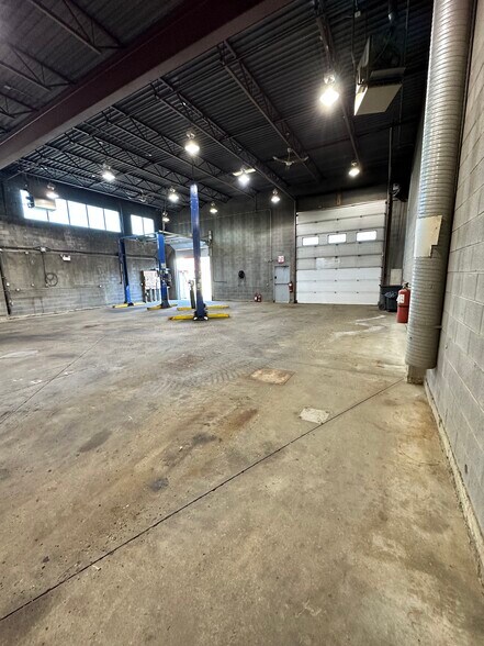 More Photos Of 8030 Franklin Av, Fort McMurray Industrial For Sale