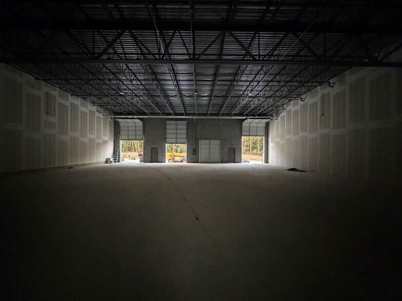 More Photos Of 1901 Peachtree Industrial Blvd, Buford Warehouse For Lease