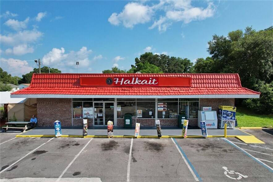 Primary Photo Of 2581 Sun Acres Blvd, Auburndale Convenience Store For Sale