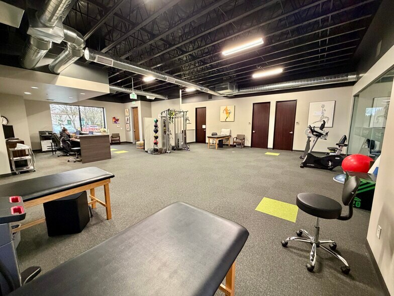 More Photos Of 19150 SW 90th Ave, Tualatin Medical For Lease
