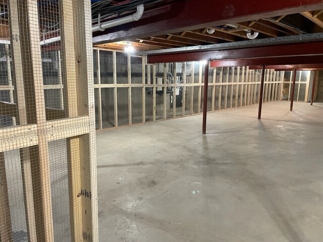 More Photos Of 73 Center St, Shelton Freestanding For Lease