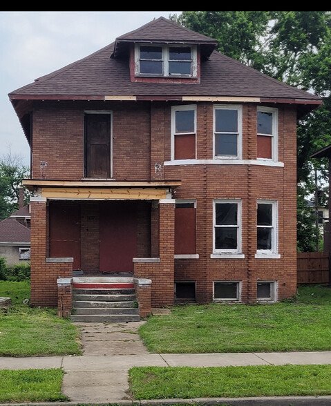 Primary Photo Of 1017 E Grand Blvd, Detroit Apartments For Sale