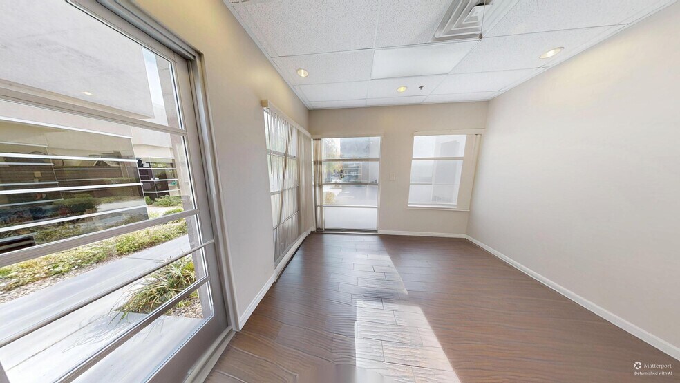More Photos Of 5225 S Durango Dr, Las Vegas Medical For Sale