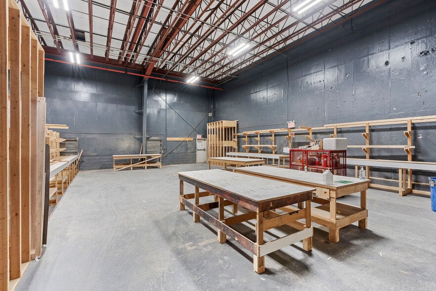 More Photos Of 4865 Arthur Kill Rd, Staten Island Warehouse For Sale