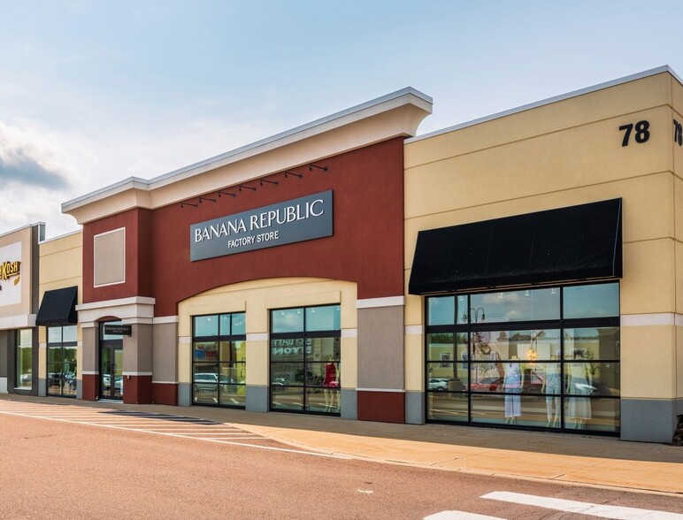 More Photos Of 52-110 Wyse St, Moncton General Retail For Lease