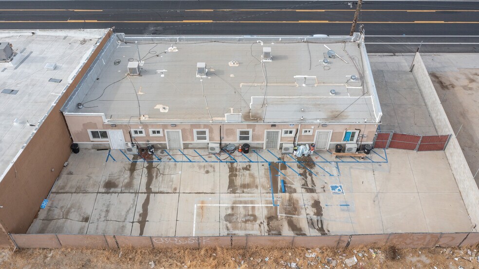 More Photos Of 38262 6th St E, Palmdale Storefront For Sale