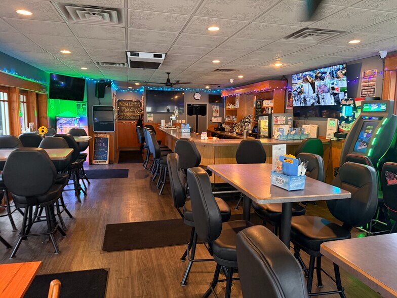 More Photos Of 15 N Main St, Deerfield General Retail For Sale