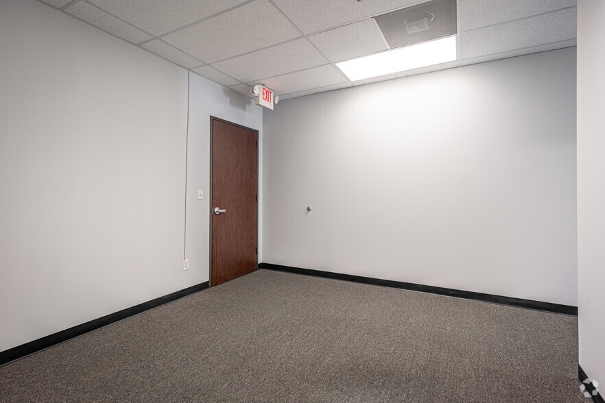 More Photos Of 17207 Kuykendahl Rd, Spring Office For Lease