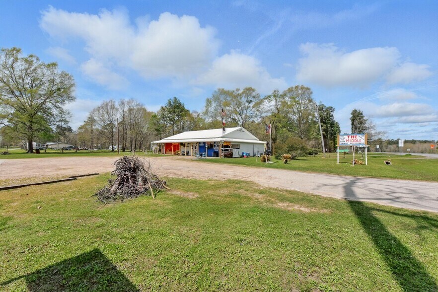 More Photos Of 22839 Highway 146 N, Cleveland Convenience Store For Sale