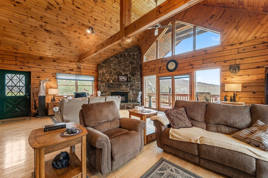 More Photos Of 365 Meade Rd, Susquehanna Specialty For Sale