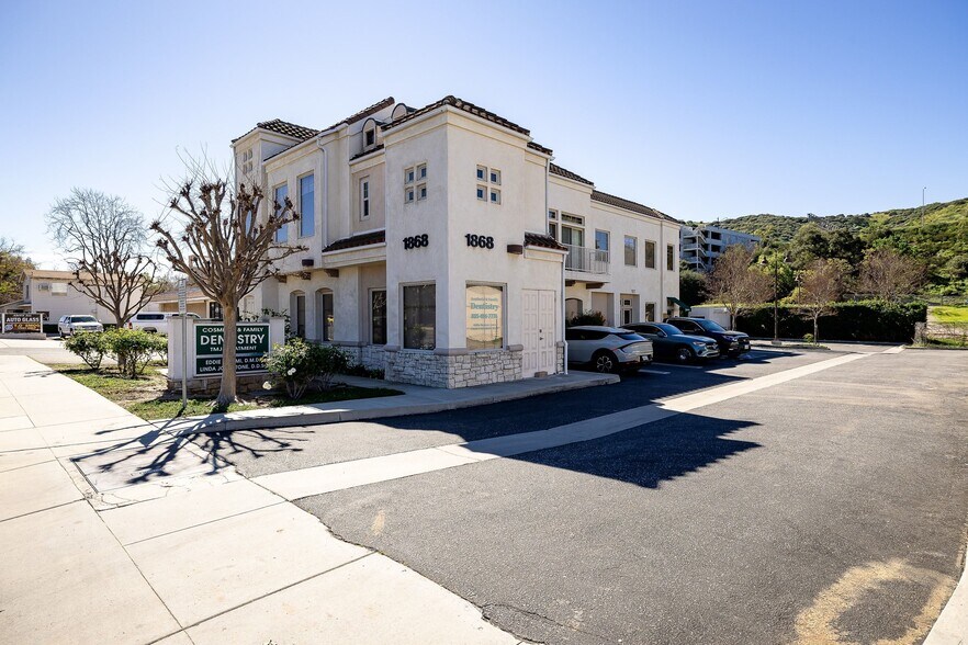More Photos Of 1868 E Thousand Oaks Blvd, Thousand Oaks Medical For Sale