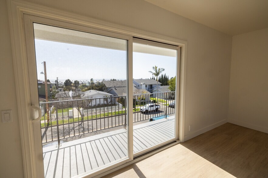 More Photos Of 330 S Horne St, Oceanside Apartments For Sale