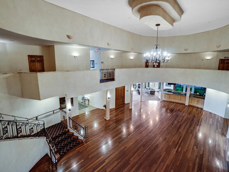 More Photos Of 2087 Broadway, Grand Junction Specialty For Sale