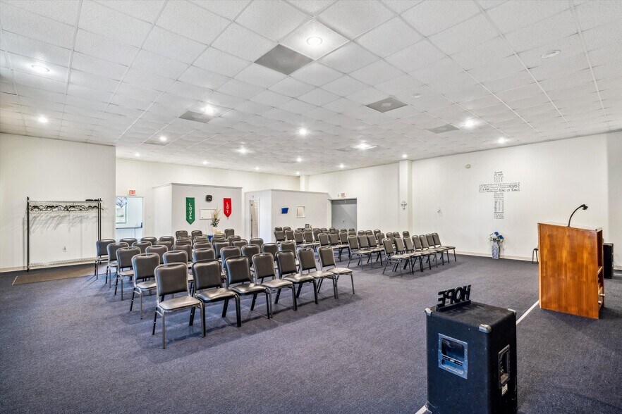 More Photos Of 26 Tyro Rd, Holly Springs Specialty For Sale