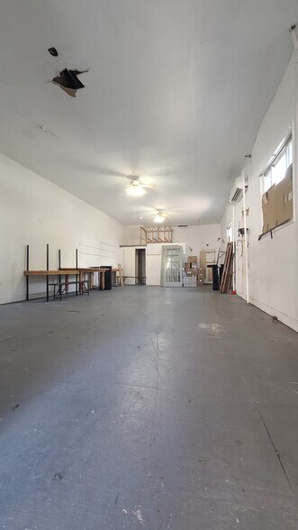 More Photos Of 740 Chauncey St, Brooklyn Storefront For Lease