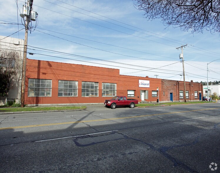 More Photos Of 1100-1112 NW Leary Way, Seattle Warehouse For Lease