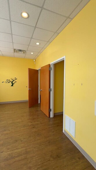 Primary Photo Of 118 S Scales St, Reidsville Medical For Sale