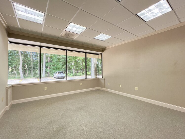 More Photos Of , Mandeville Office For Sale