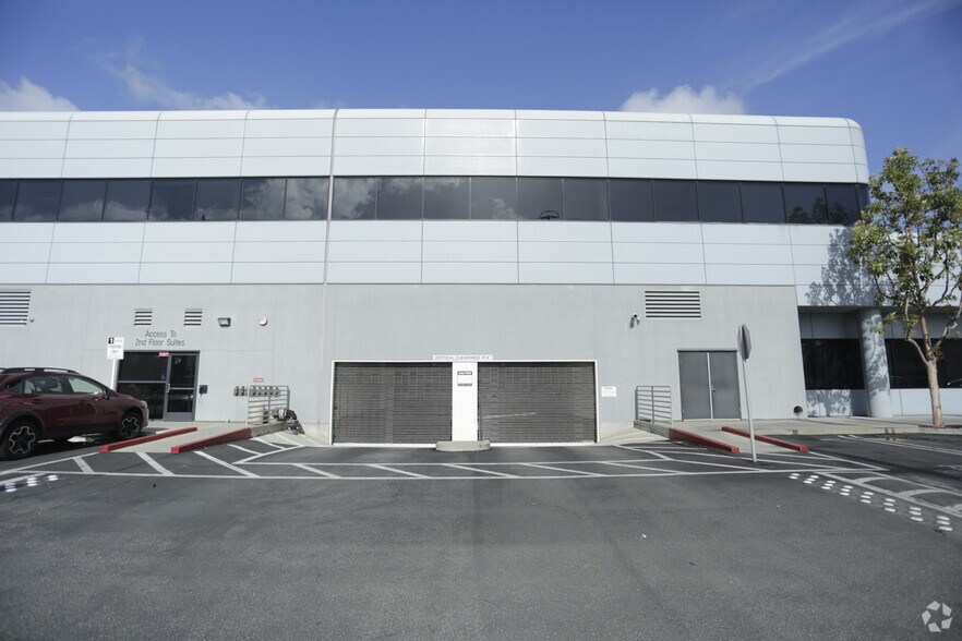 More Photos Of 11099 S La Cienega Blvd, Los Angeles Flex For Sale