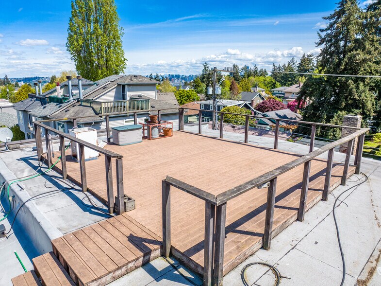 2656-42nd-ave-sw-seattle-wa-98116-religious-facility-for-sale