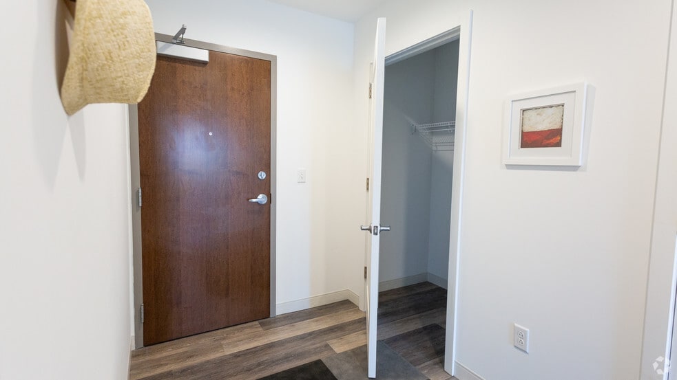 More Photos Of 728 Market St, Chattanooga Apartments For Sale