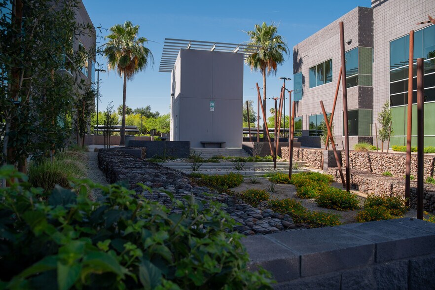 More Photos Of 1095 W Rio Salado Pky, Tempe Loft Creative Space For Sale