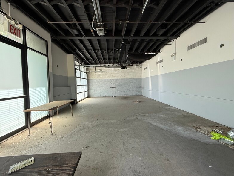 More Photos Of 899 Bergen St, Brooklyn Storefront Retail Office For Sale