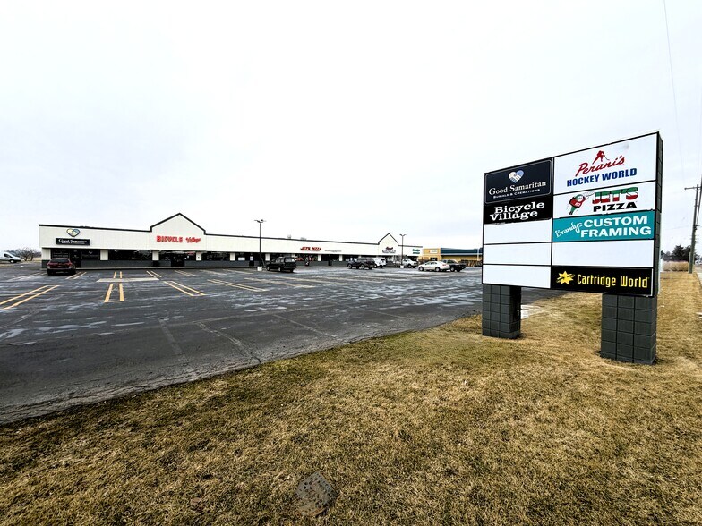 More Photos Of 5671-5719 Bay Rd, Saginaw Unknown For Lease