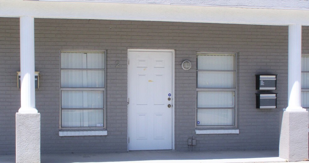 More Photos Of 1211 Miramar St, Cape Coral Office For Sale