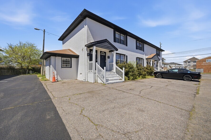More Photos Of , Norfolk Multifamily For Sale