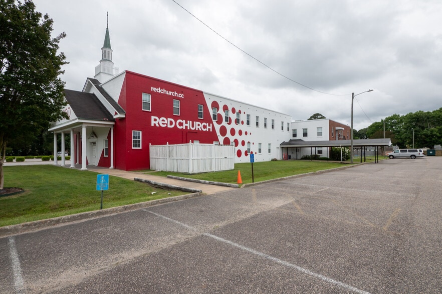 More Photos Of 245 S Rosemont Rd, Virginia Beach Religious Facility For Sale