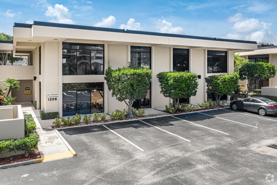 More Photos Of 1200 US Highway 1, North Palm Beach Unknown For Lease