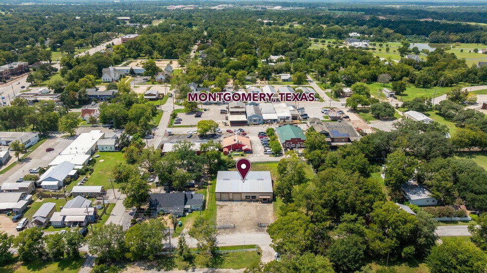 More Photos Of 213 Prairie St, Montgomery Industrial For Sale