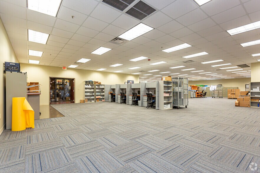 More Photos Of 3131 Elysian Fields Ave, New Orleans Storefront Retail Office For Lease
