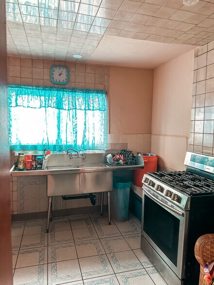 More Photos Of 3335 California Ave, El Monte Apartments For Sale