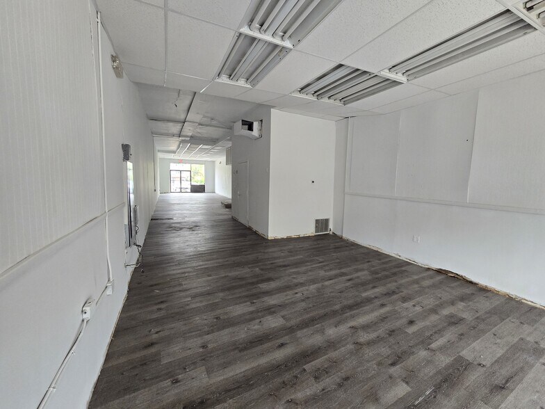 More Photos Of 88 Main St, Madison Freestanding For Sale